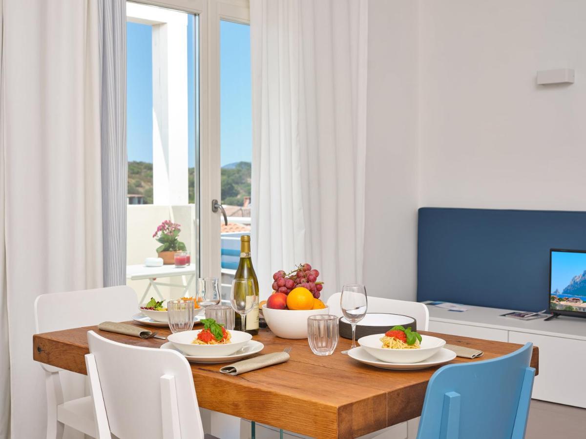 Felix Hotels - Hotel Residence Porto San Paolo Exterior photo