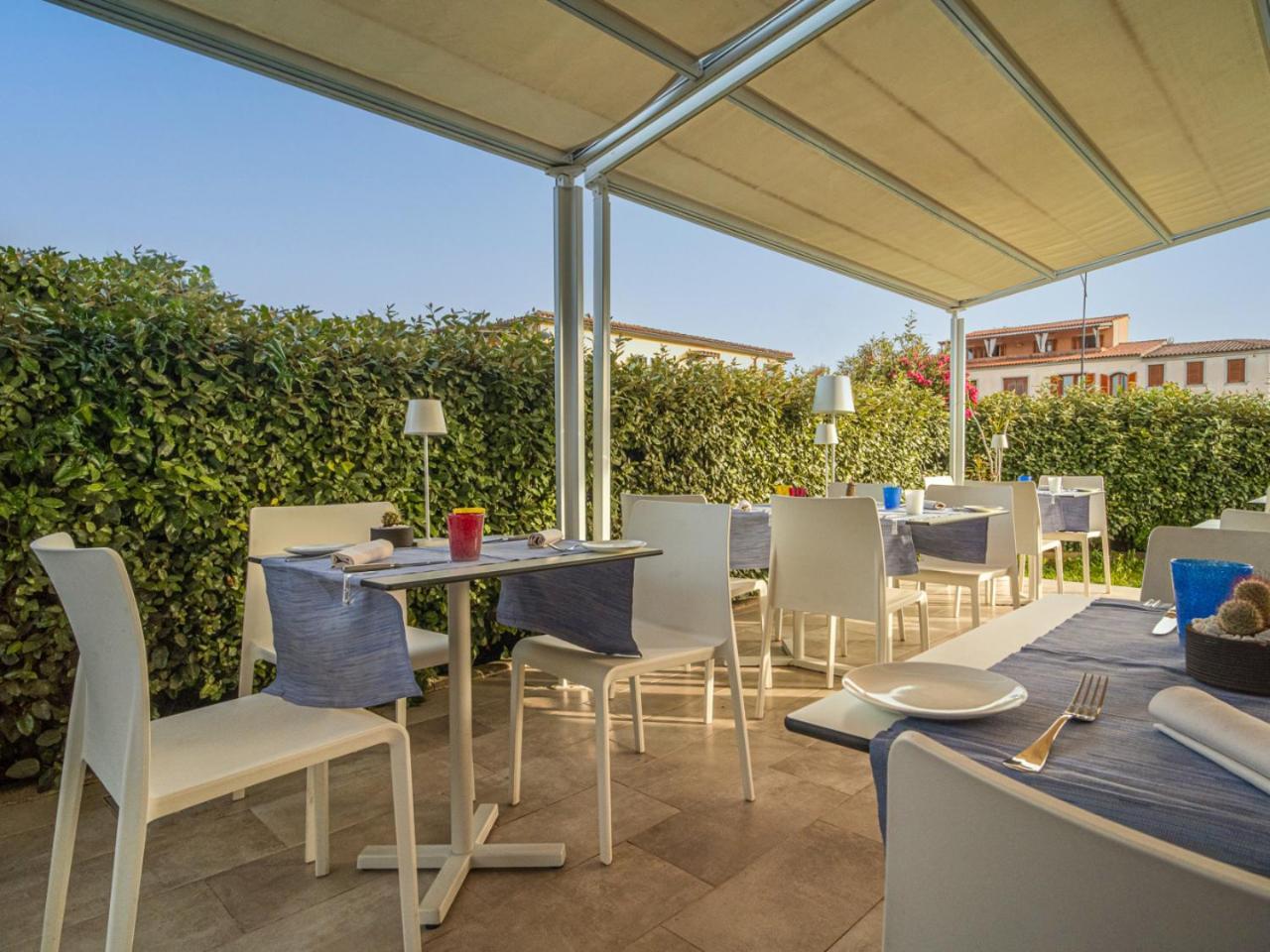 Felix Hotels - Hotel Residence Porto San Paolo Exterior photo