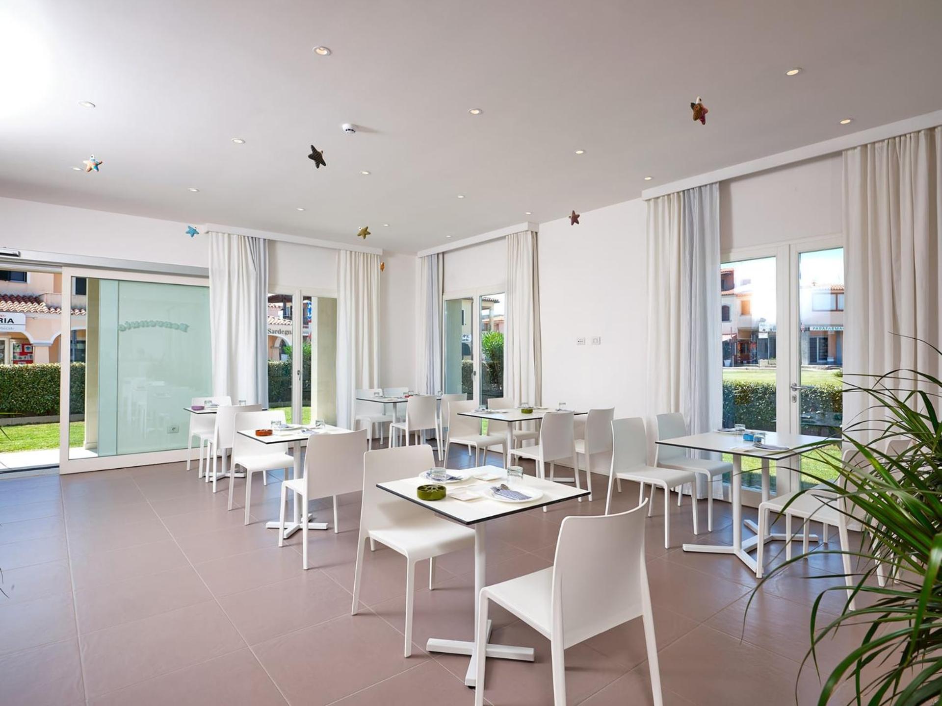 Felix Hotels - Hotel Residence Porto San Paolo Exterior photo